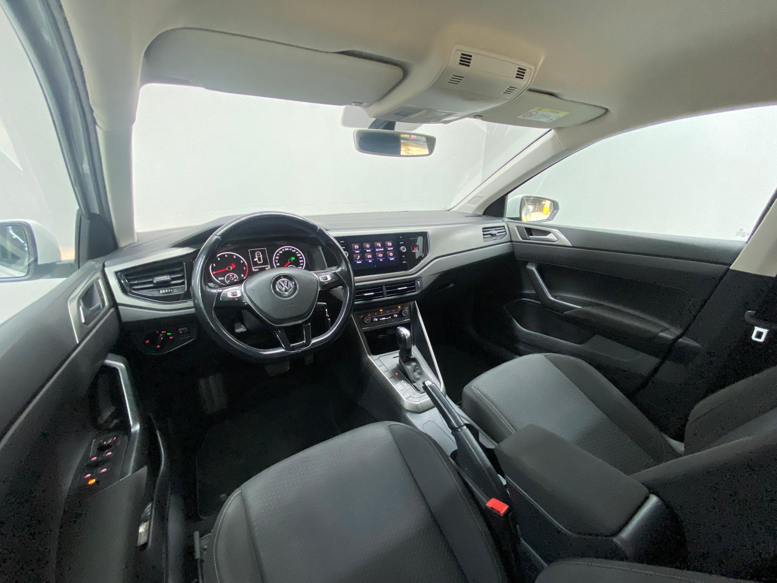 VOLKSWAGEN POLO 20